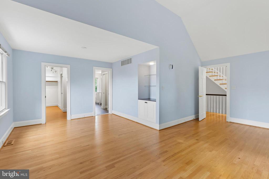 417 SECOND STREET