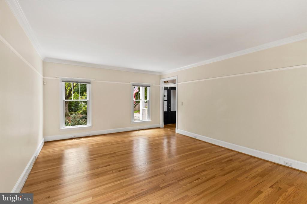 417 SECOND STREET