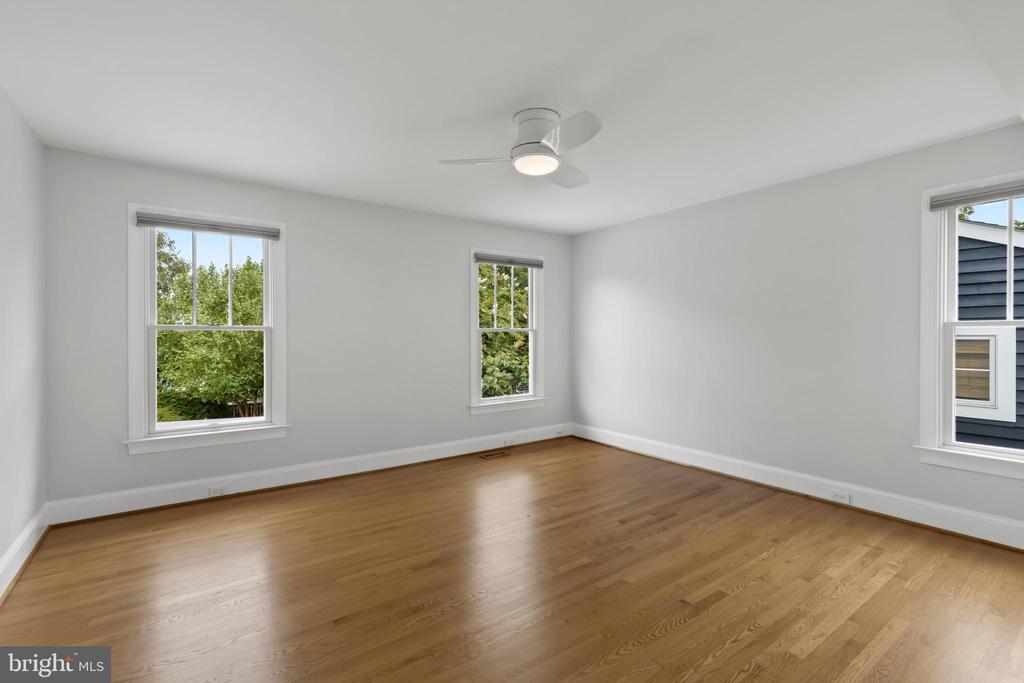 417 SECOND STREET