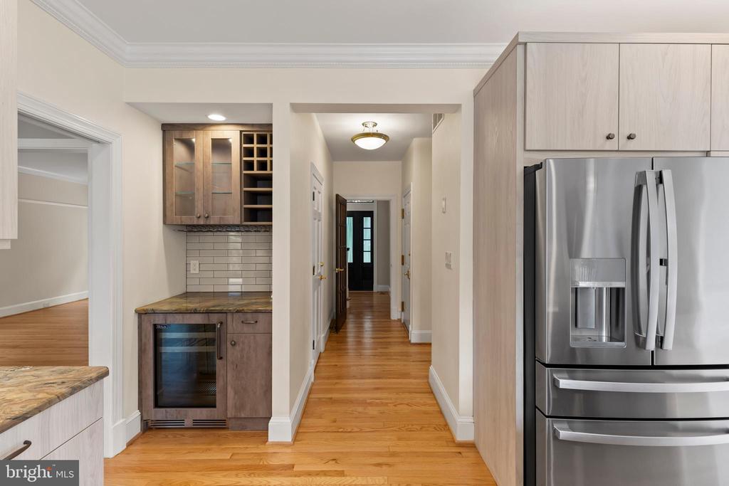 417 SECOND STREET