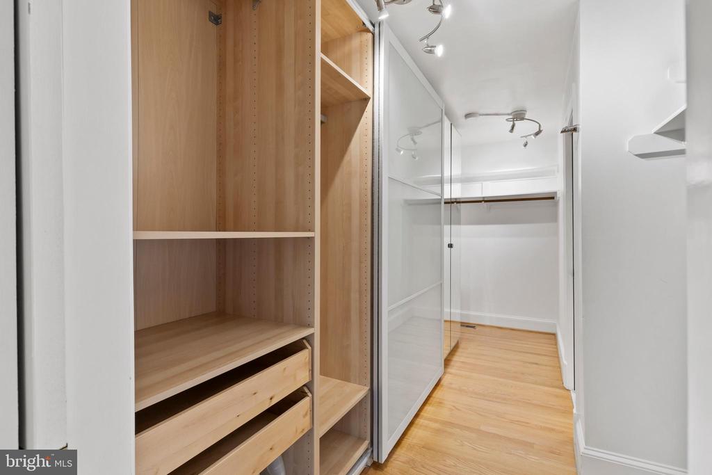 417 SECOND STREET