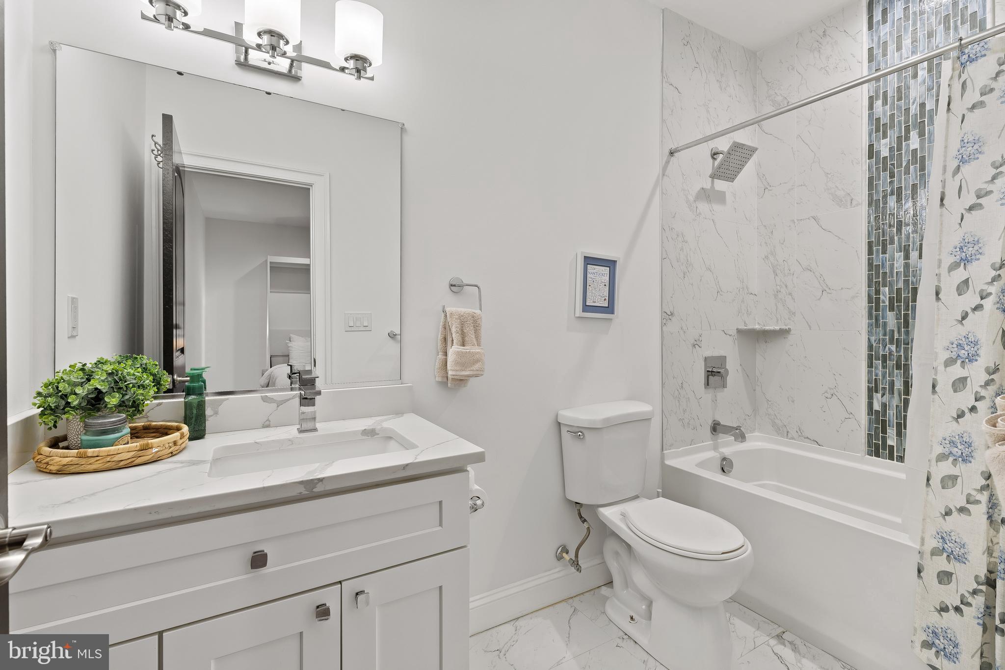 NEWLY BUILT | 962 OLD ANNAPOLIS NECK ROAD