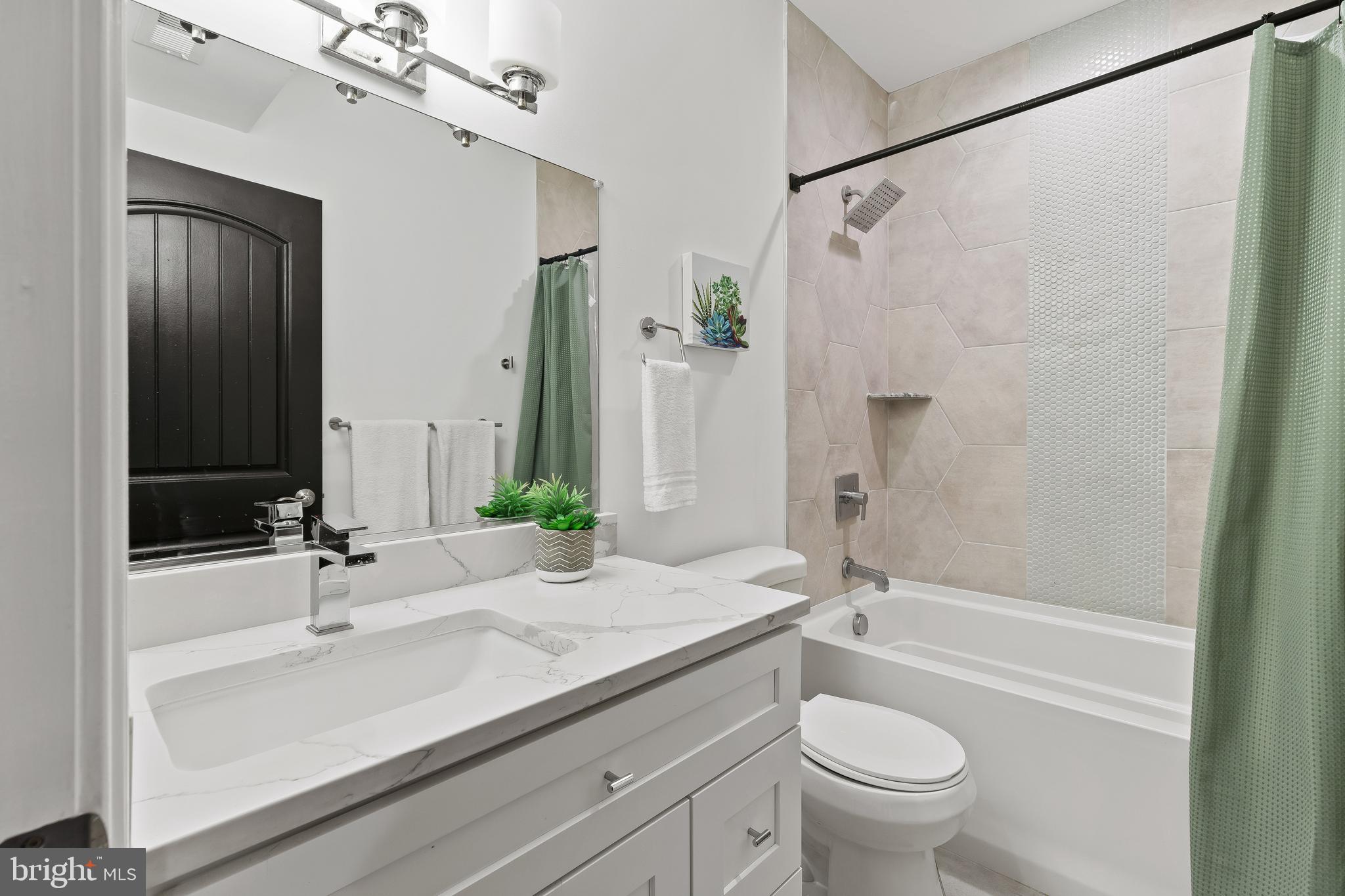 NEWLY BUILT | 962 OLD ANNAPOLIS NECK ROAD