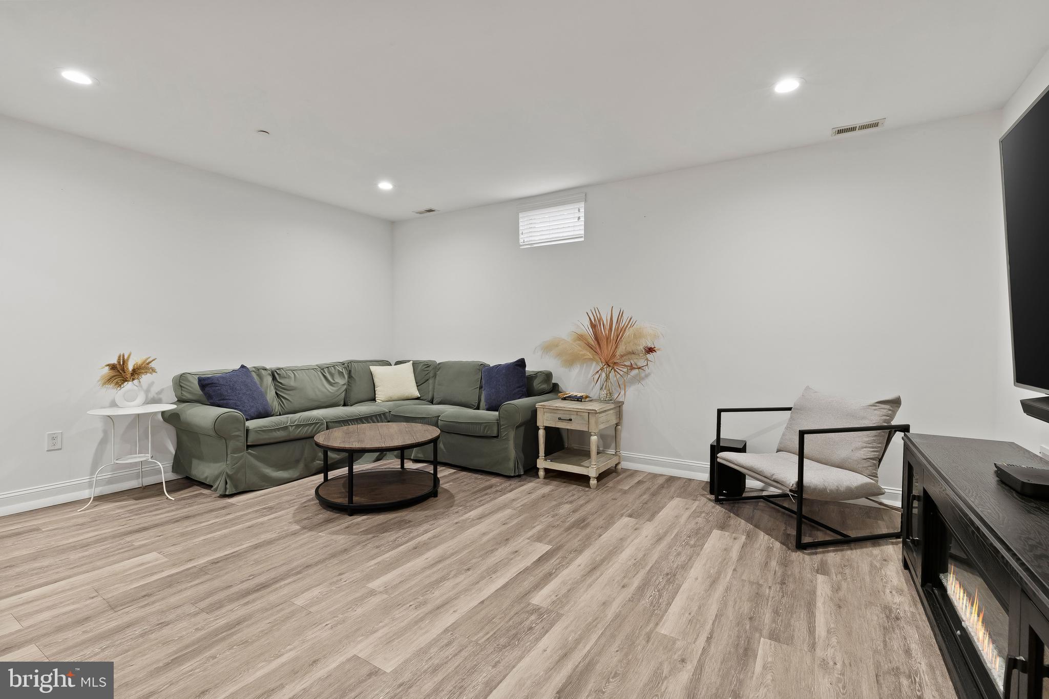 NEWLY BUILT | 962 OLD ANNAPOLIS NECK ROAD