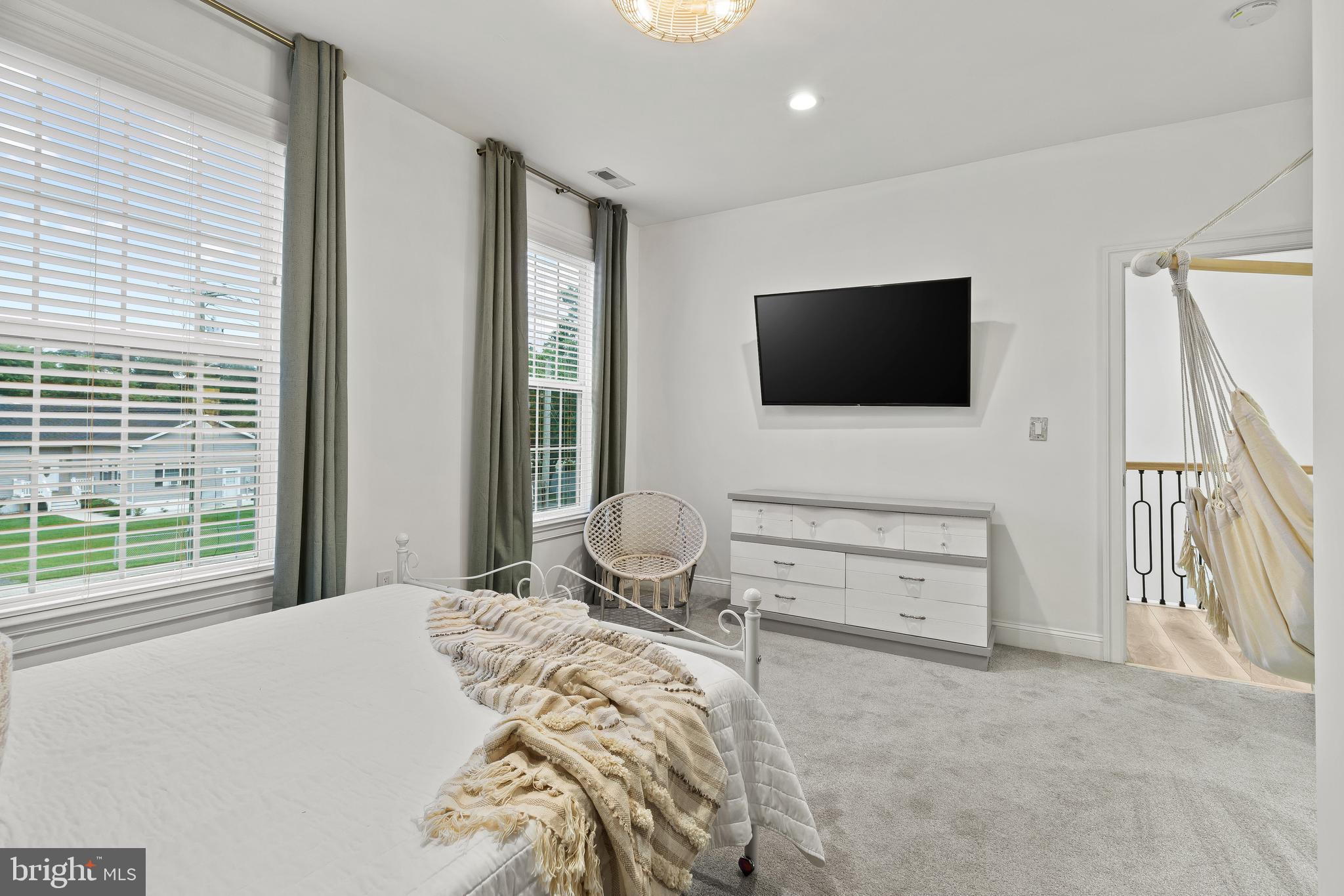 NEWLY BUILT | 962 OLD ANNAPOLIS NECK ROAD