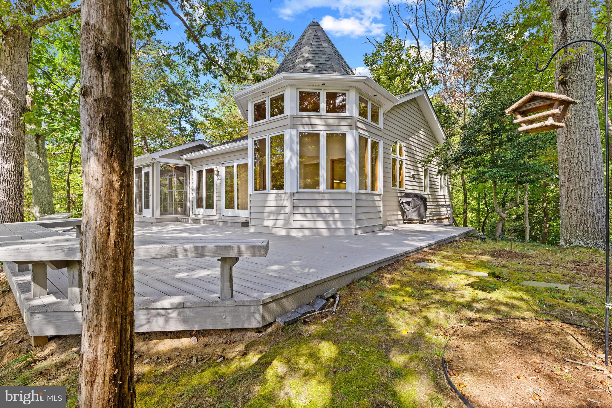 105 WALLACE MANOR ROAD