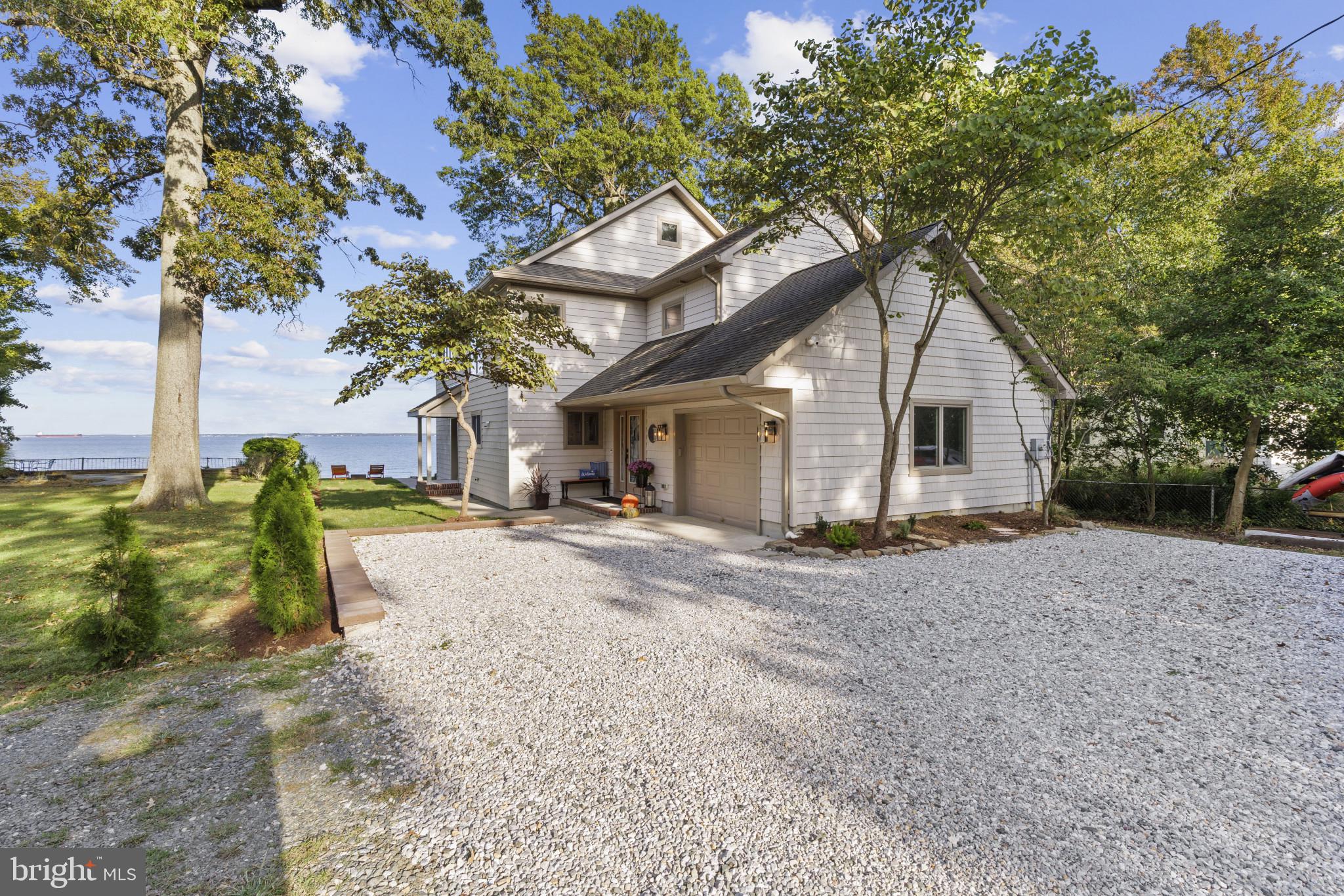 3509 NARRAGANSETT AVENUE