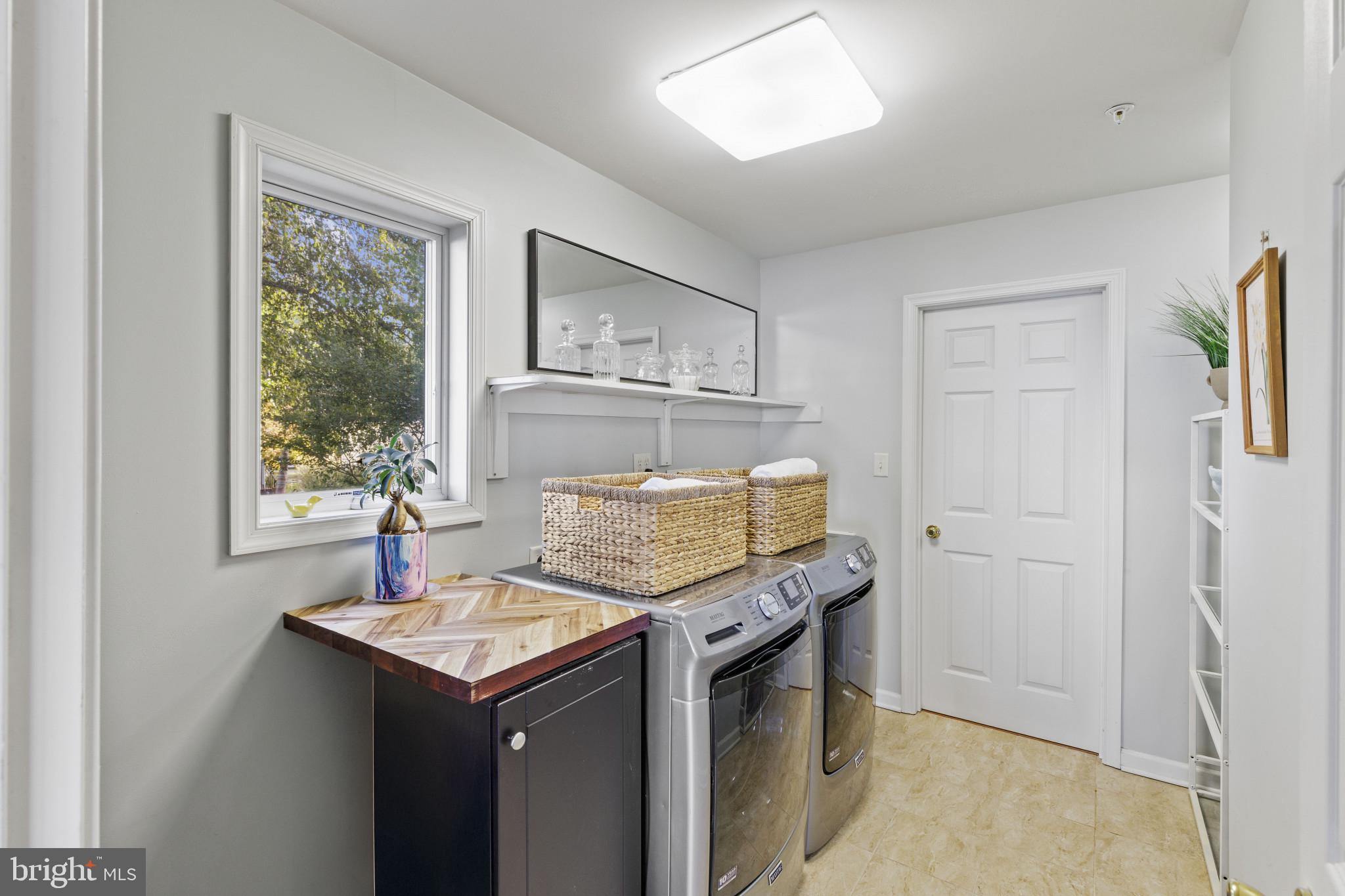 3509 NARRAGANSETT AVENUE