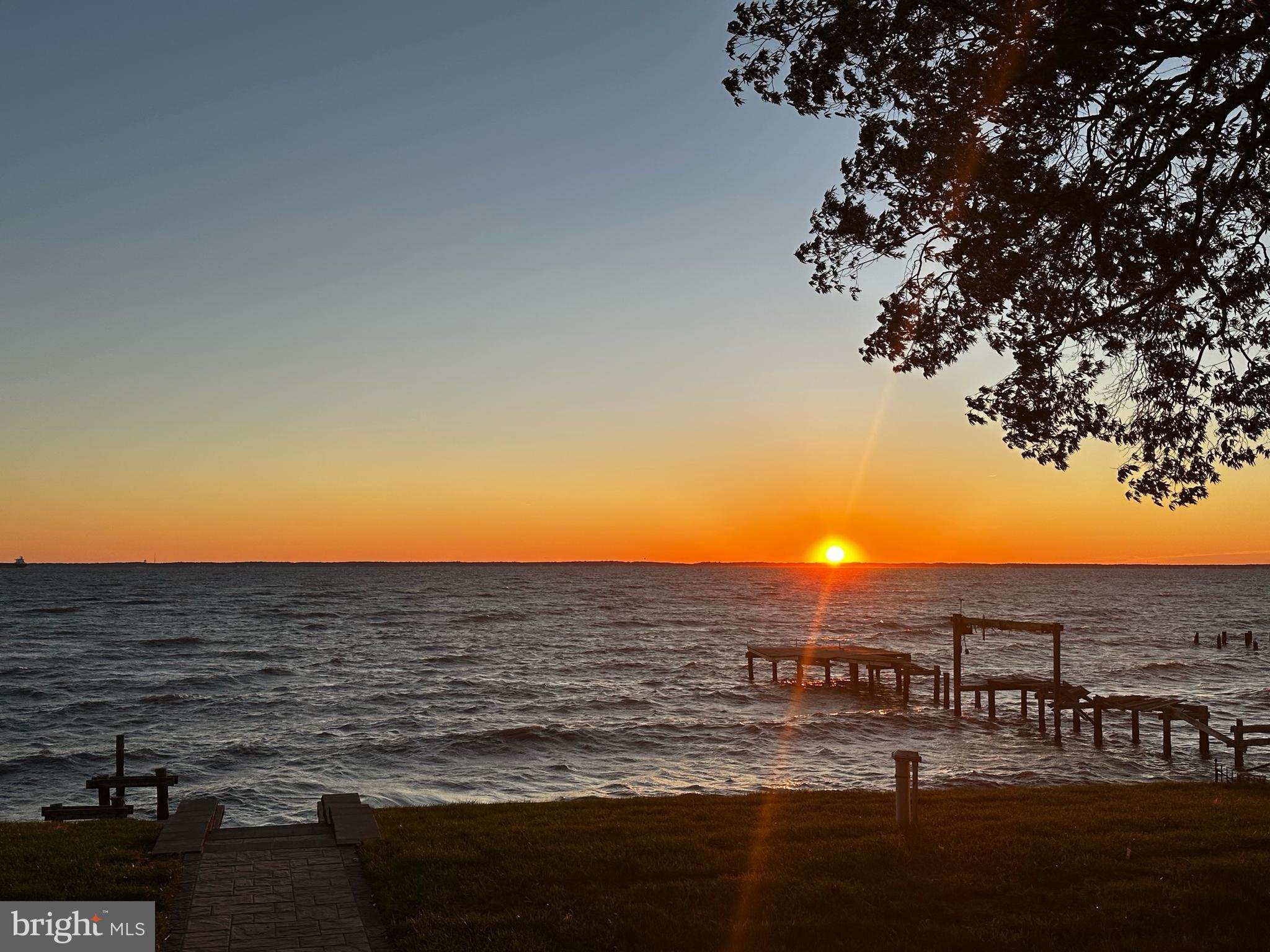 3509 NARRAGANSETT AVENUE