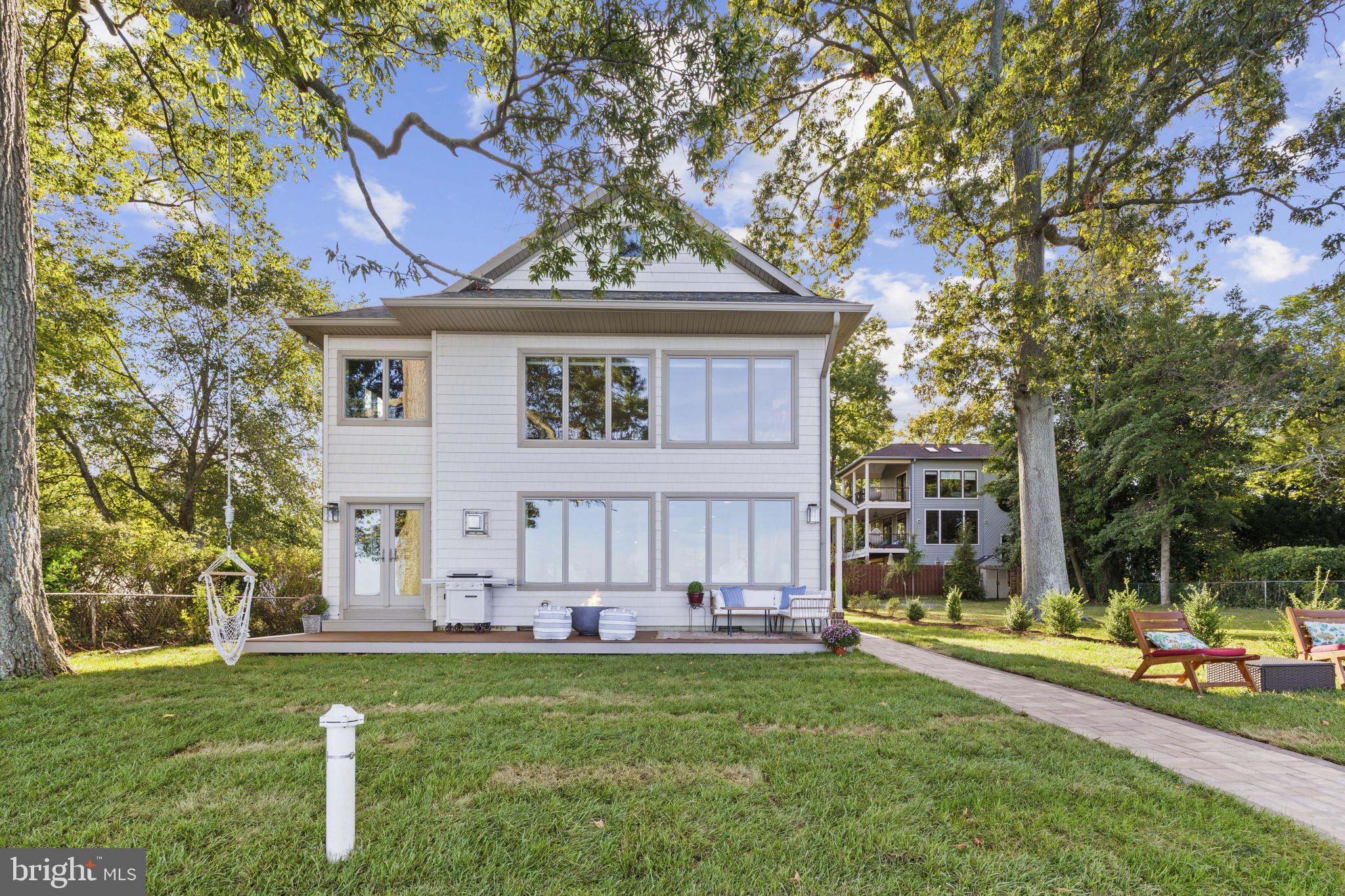 3509 NARRAGANSETT AVENUE