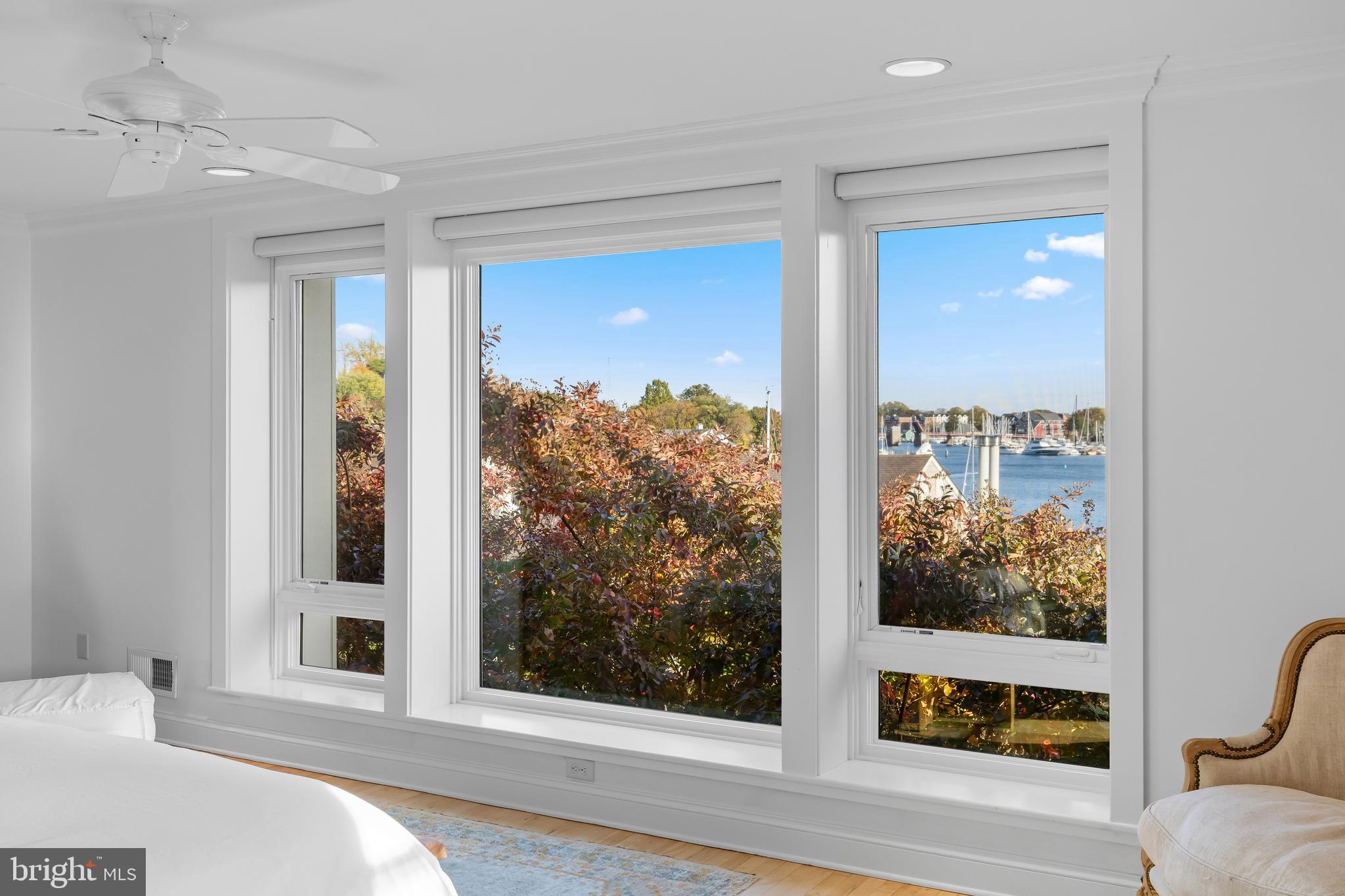 2 SOUTHGATE AVENUE 10