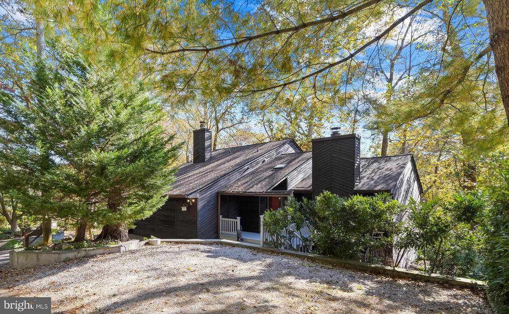 319 EPPING WAY