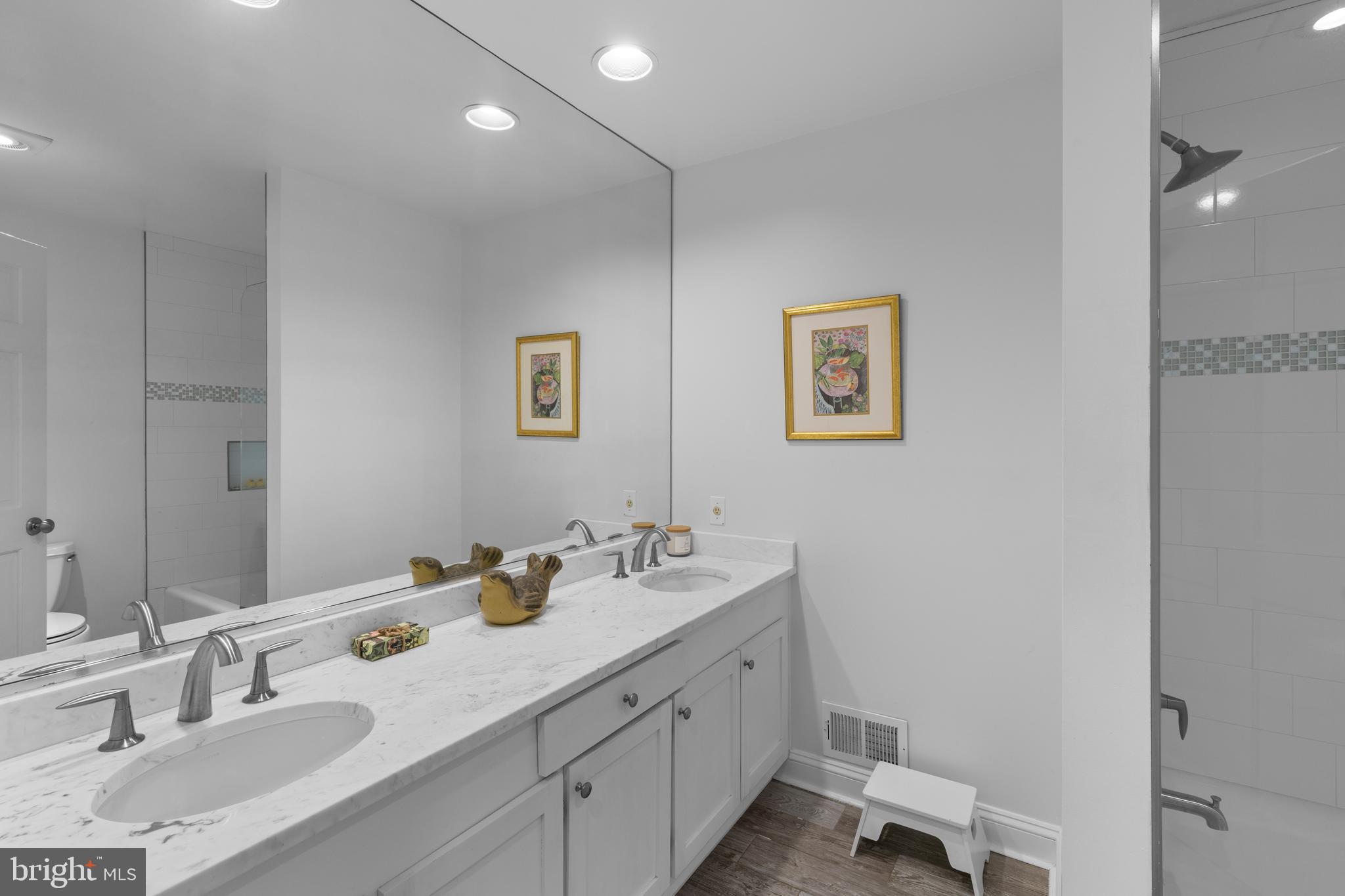 301 EATONS LANDING DRIVE