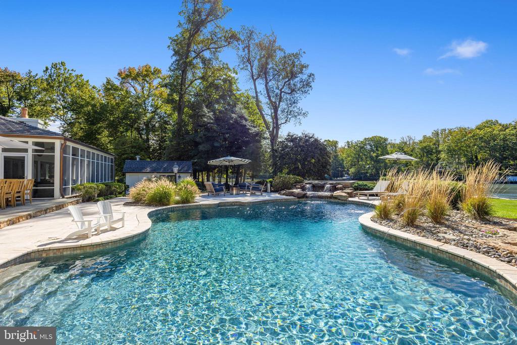 WHITEHALL CREEK ESTATE | 1524 CEDAR LANE FARM ROAD