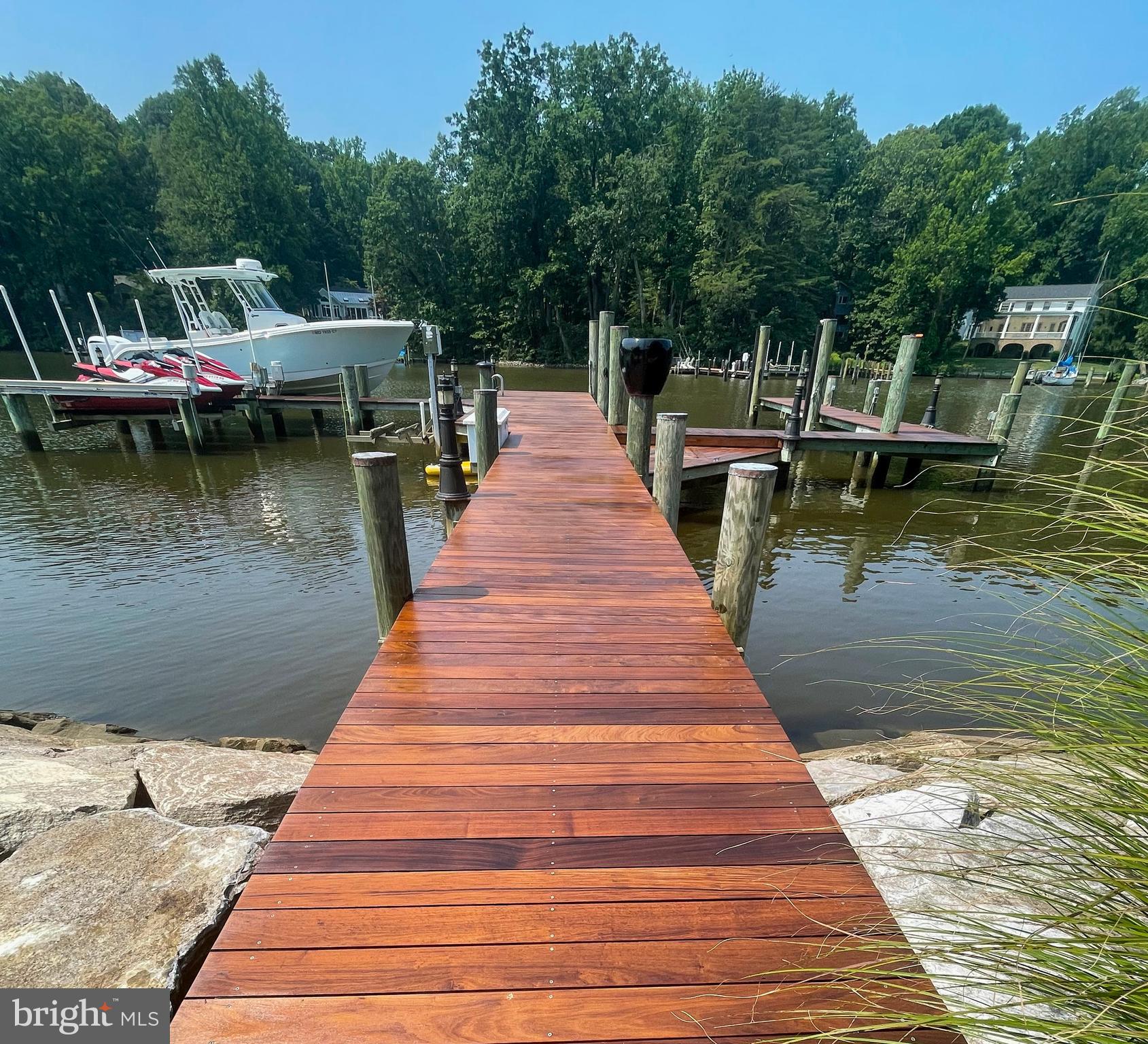 WHITEHALL CREEK ESTATE | 1524 CEDAR LANE FARM ROAD