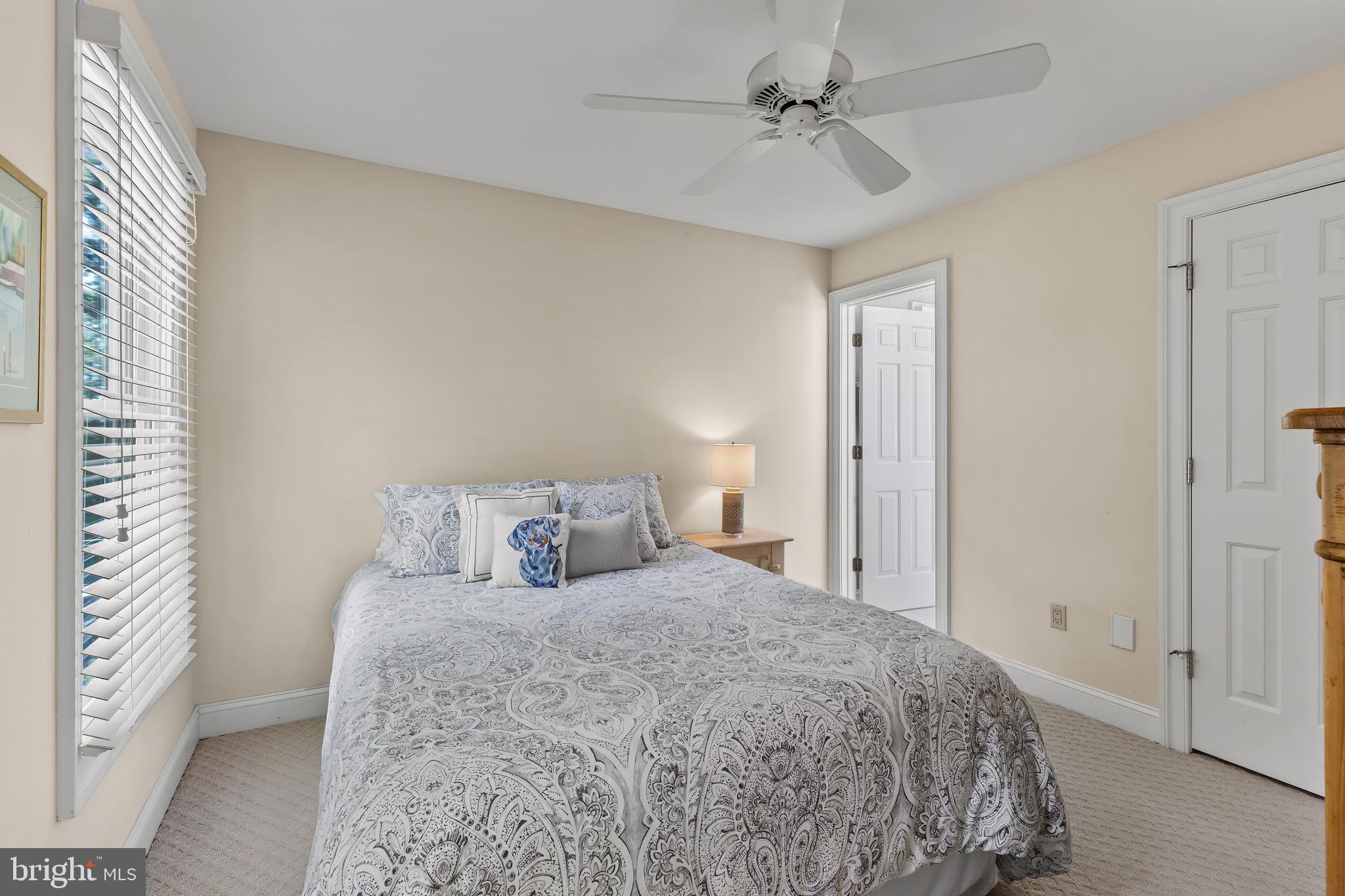 LAKE OGELTON WATERFRONT | 2656 QUEEN ANNE CIRCLE A