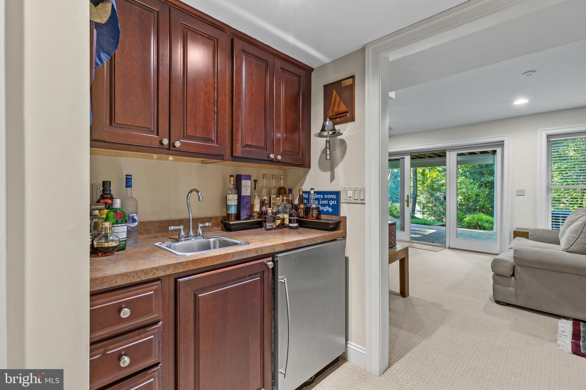 LAKE OGELTON WATERFRONT | 2656 QUEEN ANNE CIRCLE A