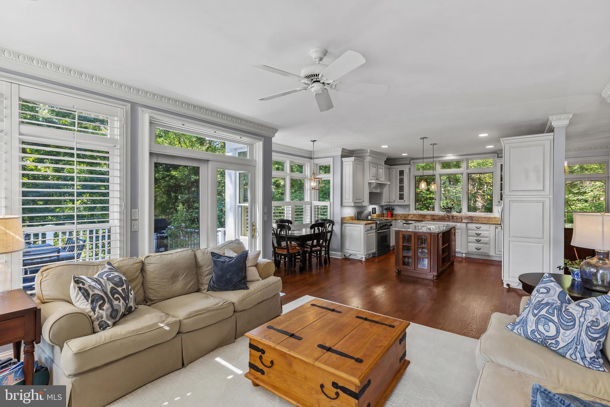 LAKE OGELTON WATERFRONT | 2656 QUEEN ANNE CIRCLE A