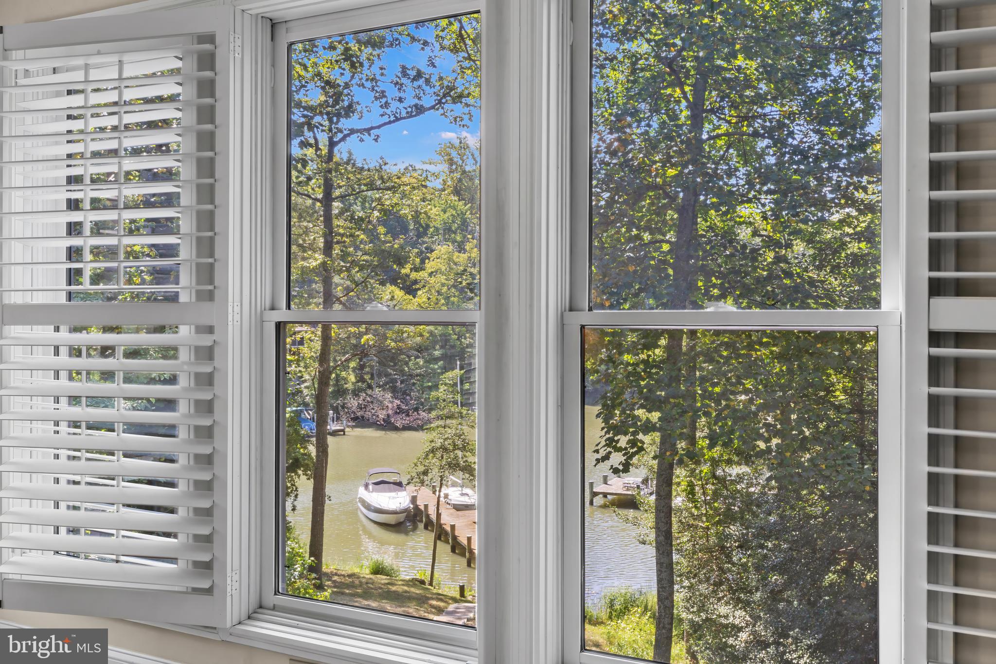 LAKE OGELTON WATERFRONT | 2656 QUEEN ANNE CIRCLE A