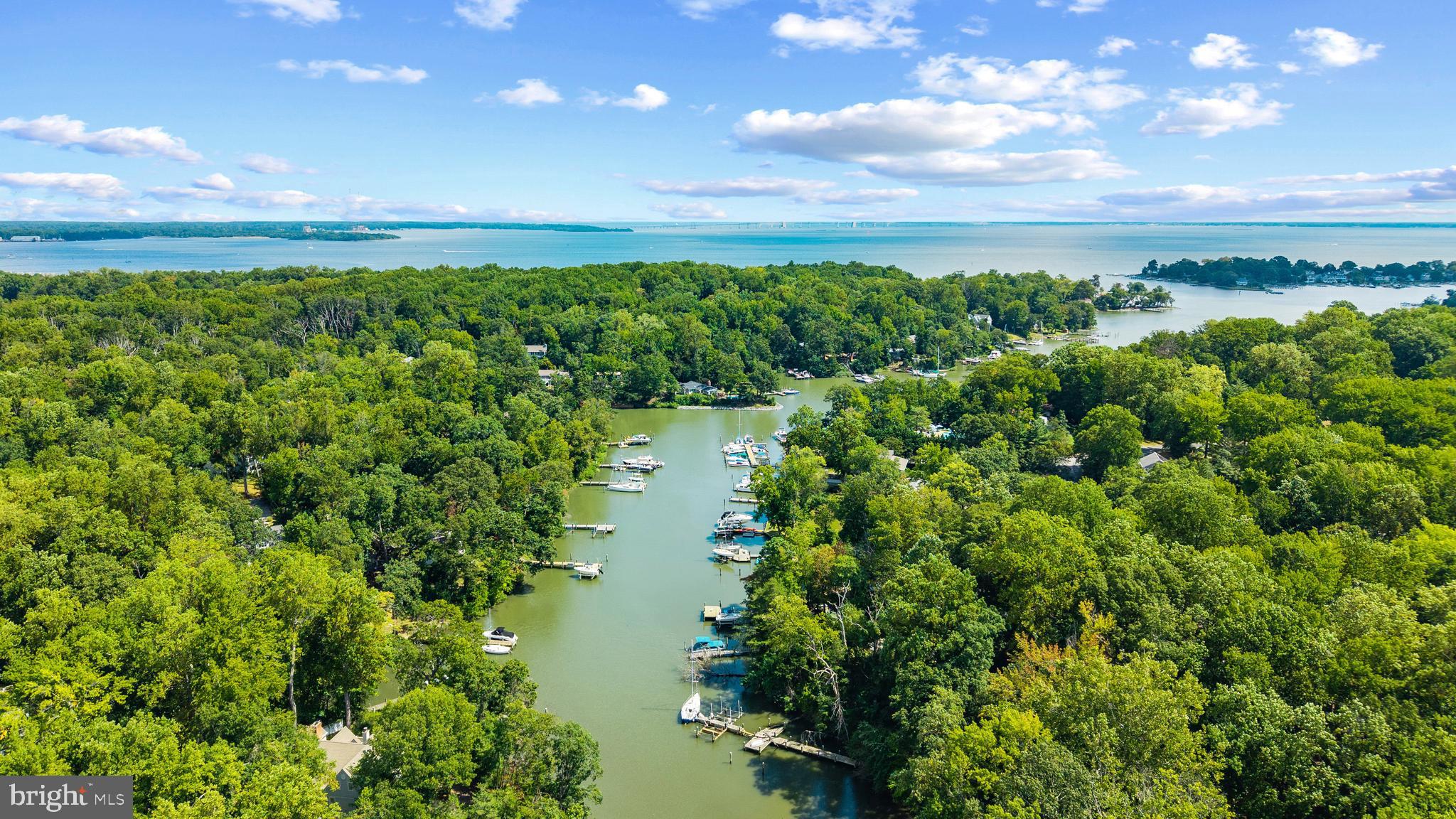 LAKE OGELTON WATERFRONT | 2656 QUEEN ANNE CIRCLE A