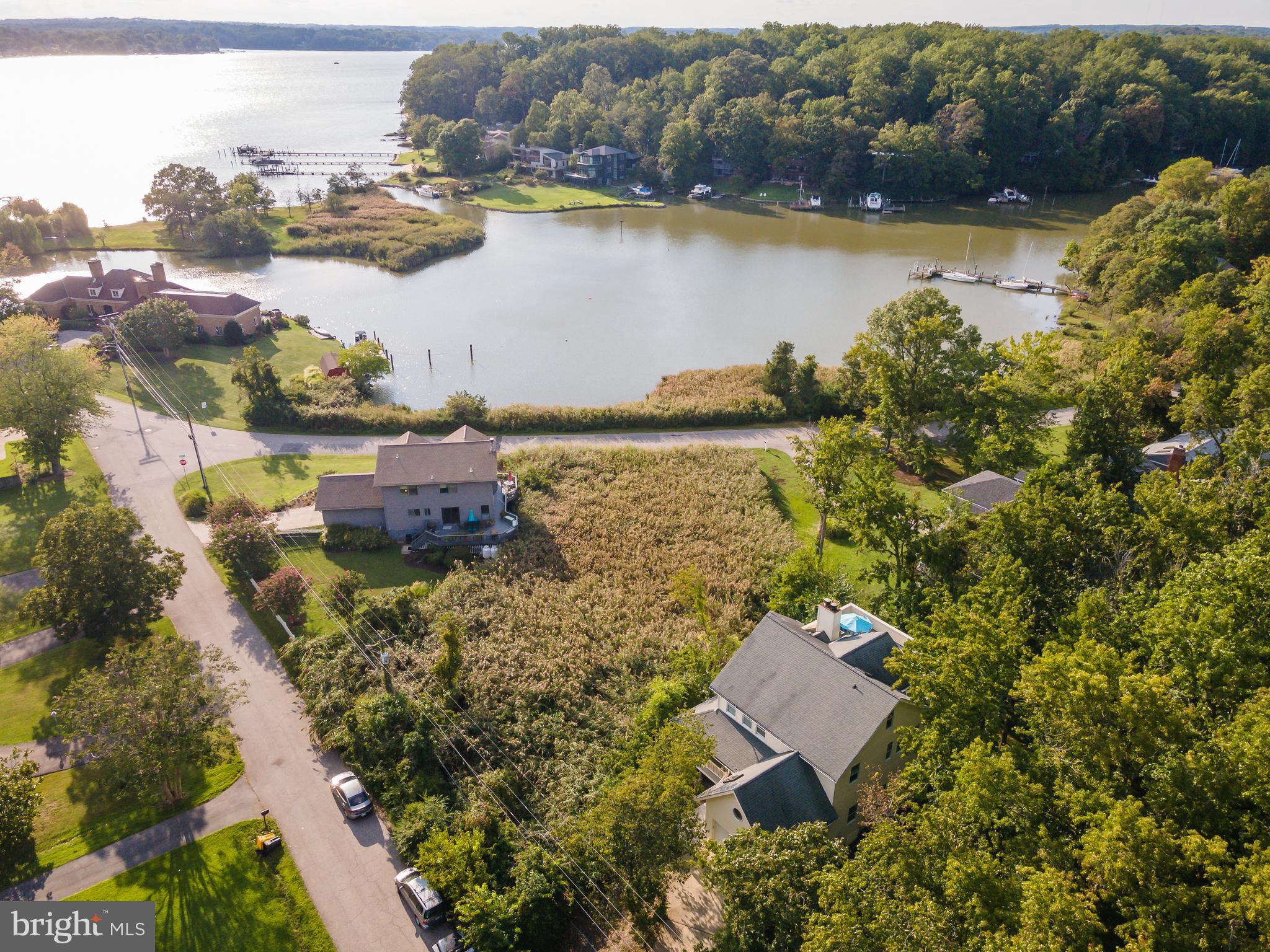 HILLSMERE | 133 LAKE VIEW DRIVE