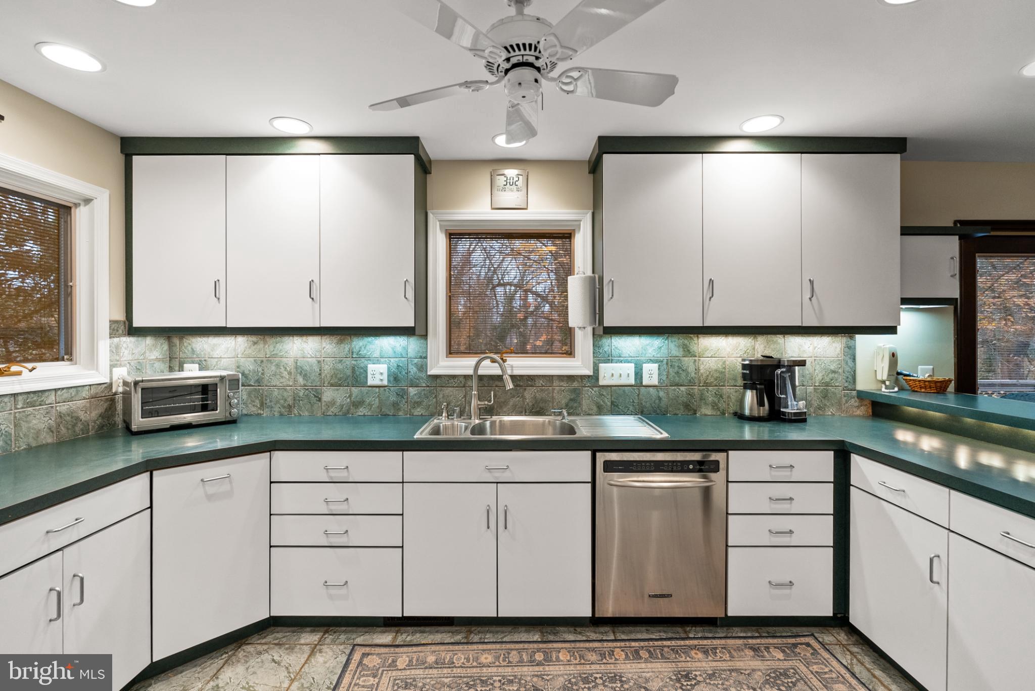 1800 SEVERN GROVE ROAD