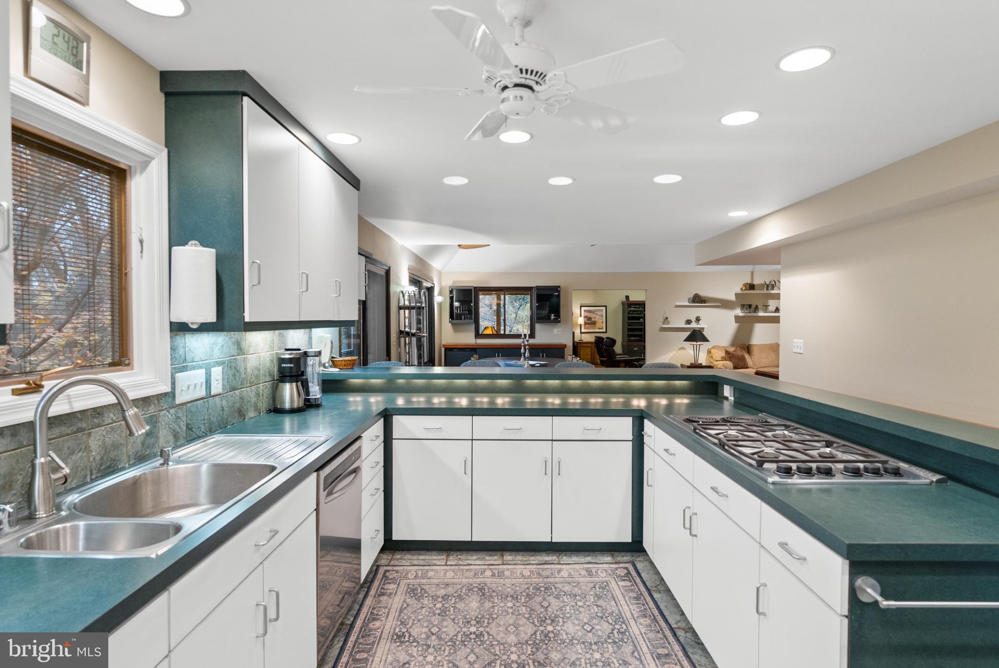 1800 SEVERN GROVE ROAD