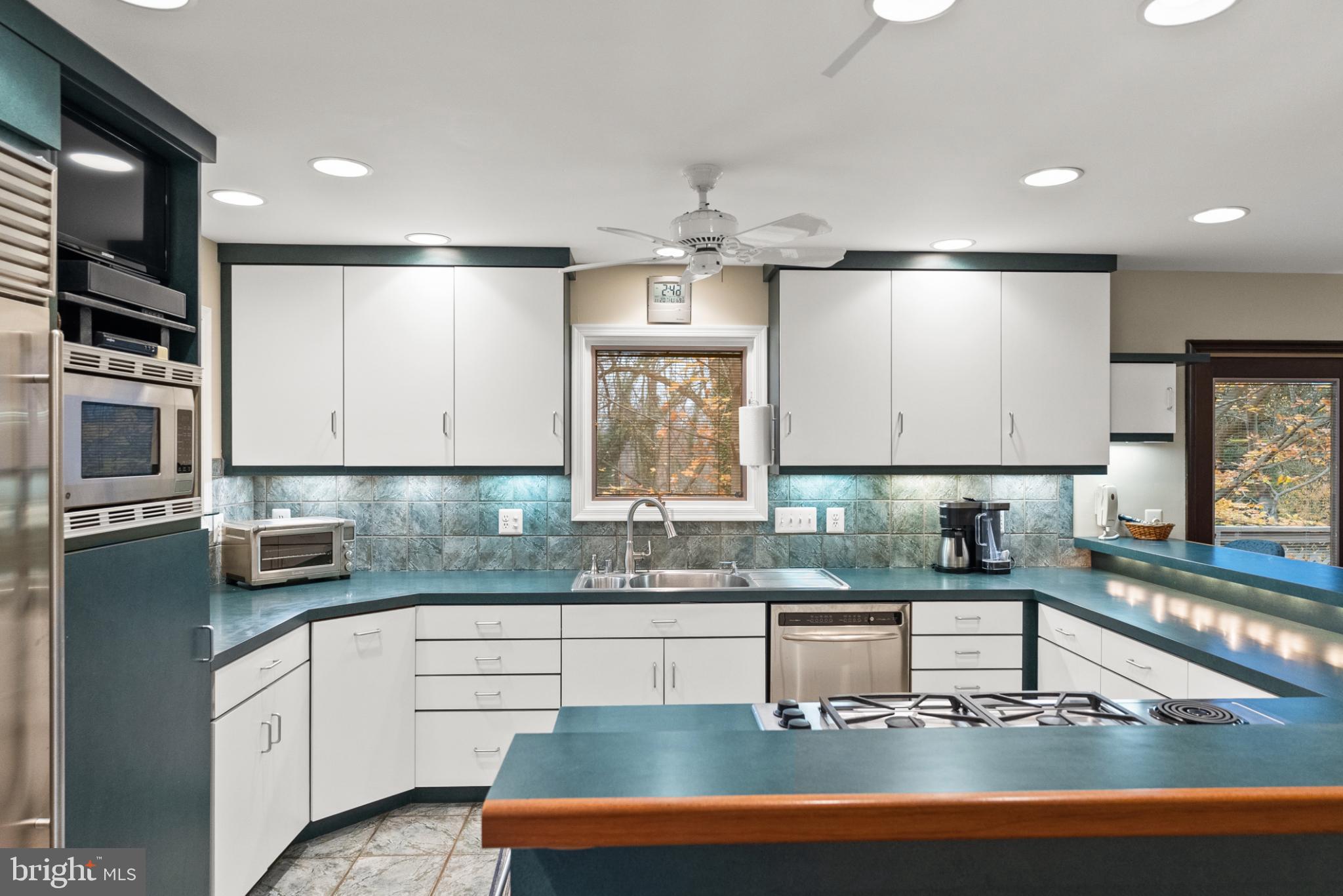 1800 SEVERN GROVE ROAD