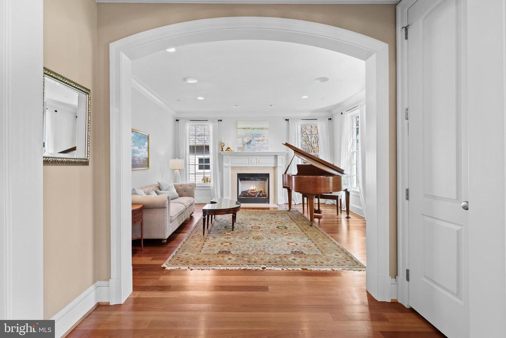 WEST ANNAPOLIS WARDOUR | 219 WARDOUR DRIVE