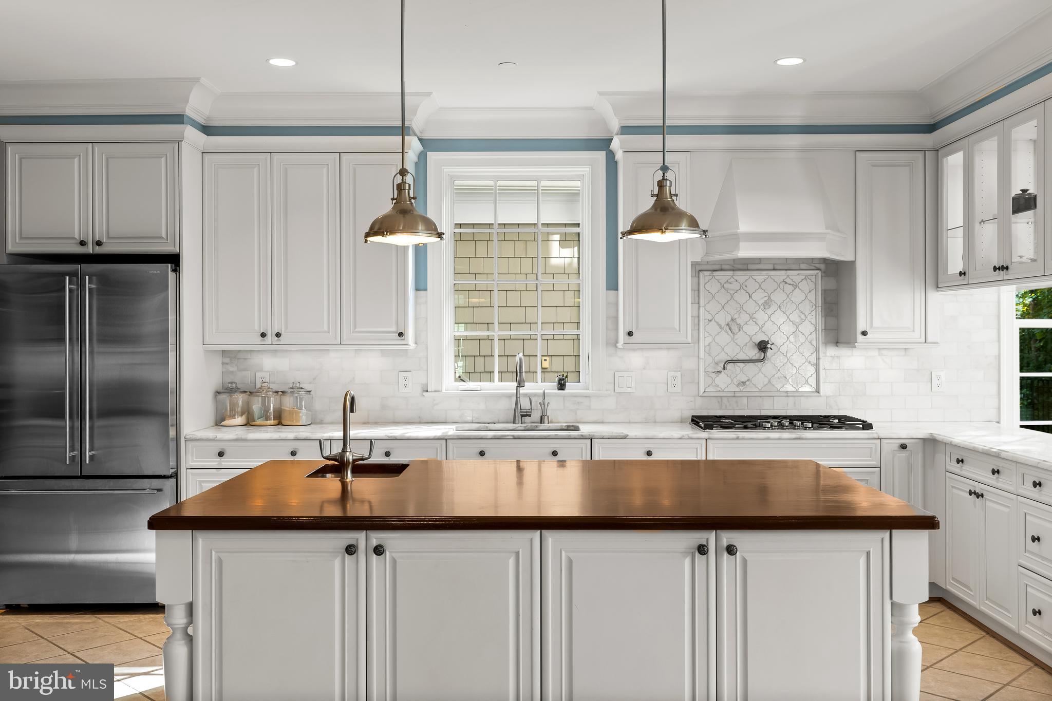 WEST ANNAPOLIS WARDOUR | 219 WARDOUR DRIVE