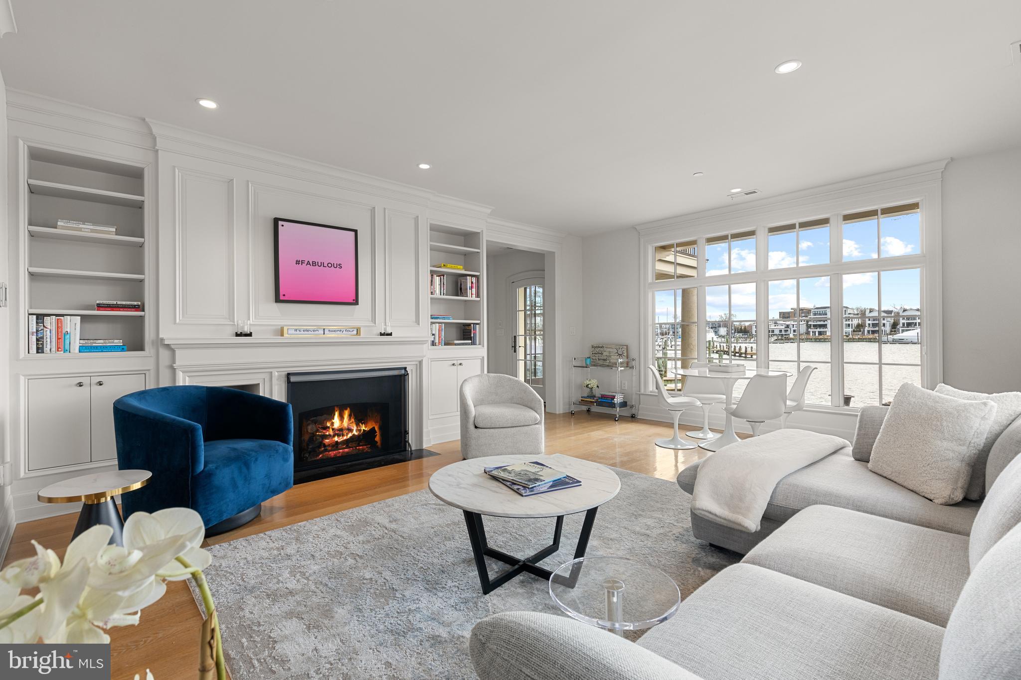 DOWNTOWN ANNAPOLIS WATERFRONT | 1 SHIPWRIGHT HARBOR