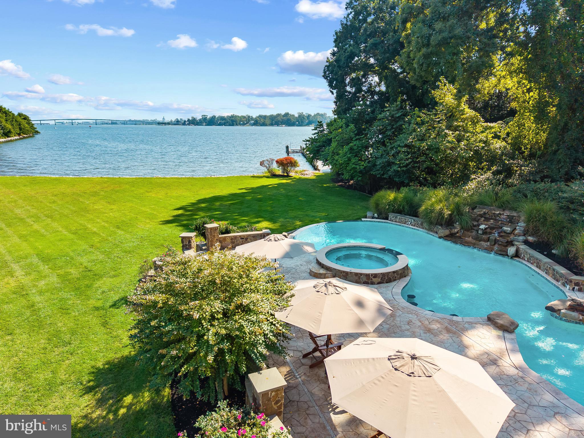 SEVERN RIVER WATERFRONT | 125 S WINCHESTER ROAD