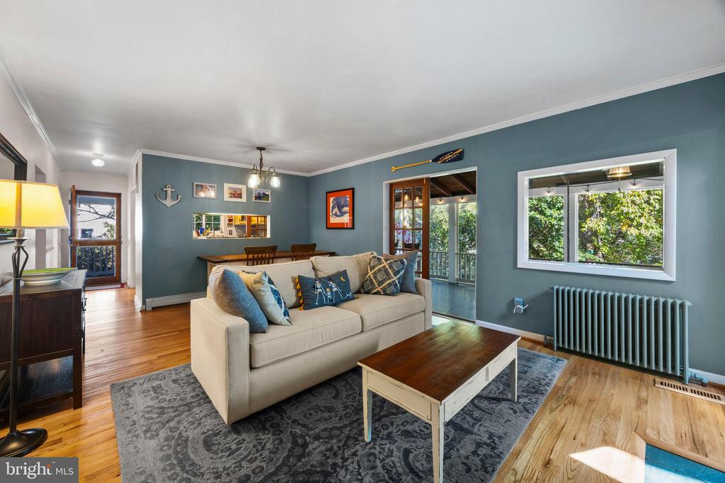 30 DECATUR AVENUE