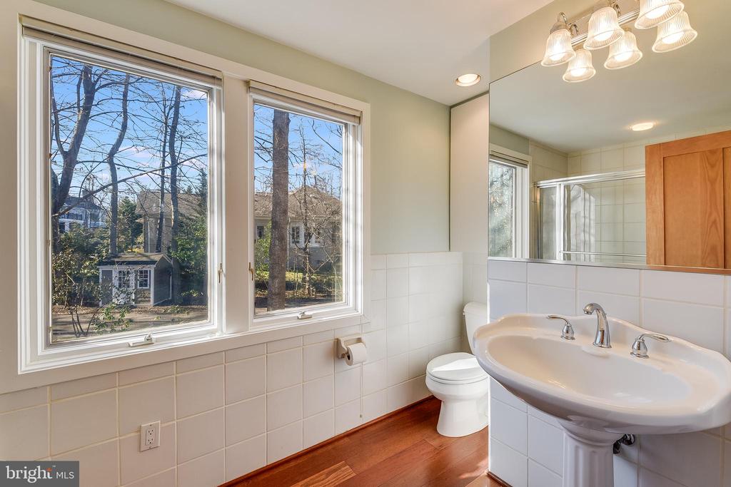 48 POPLAR POINT ROAD