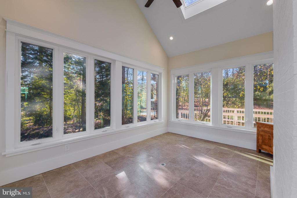 48 POPLAR POINT ROAD