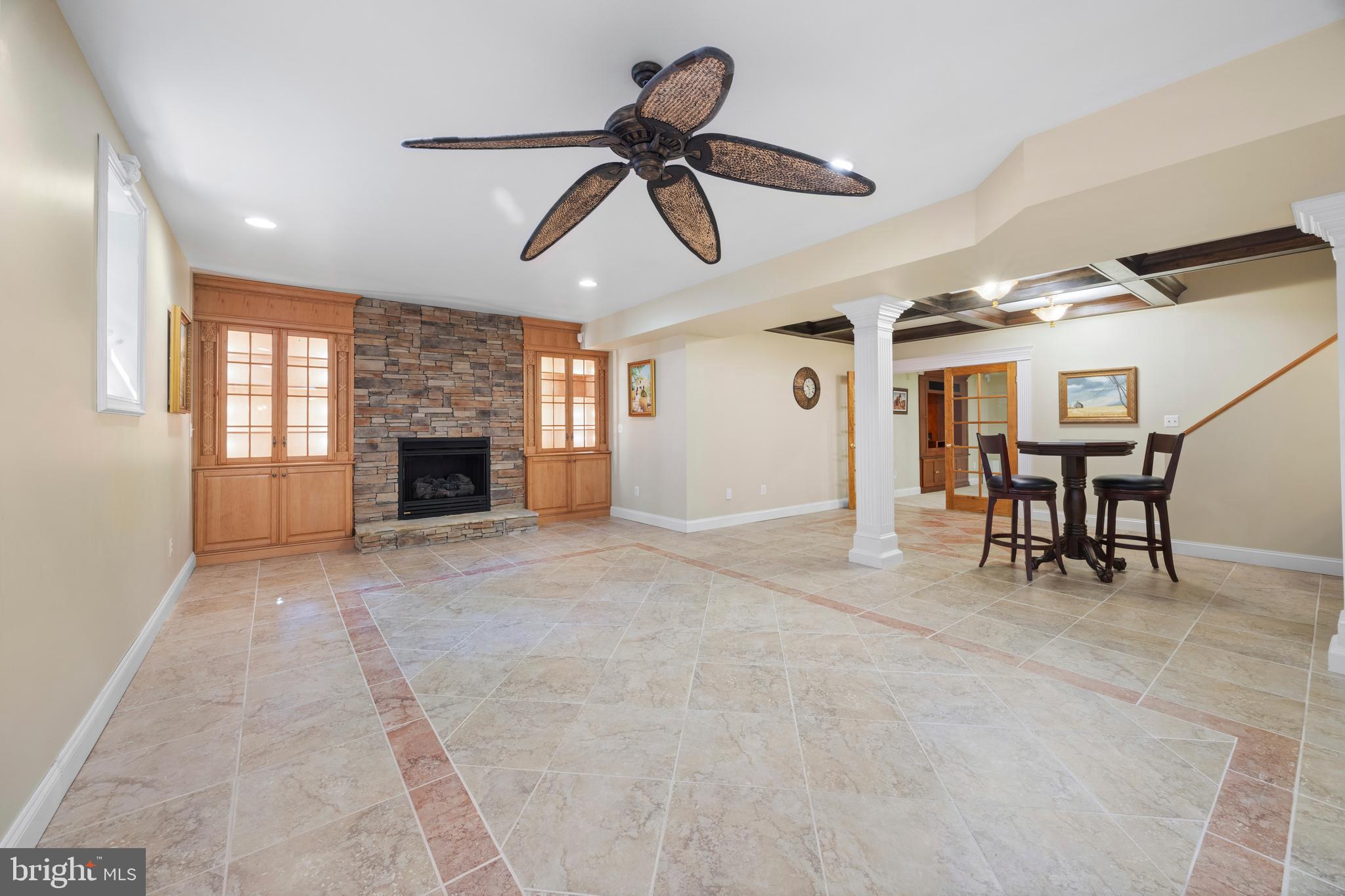 CROWNSVILLE LUXURY | 1603 UPTON SCOTT WAY 