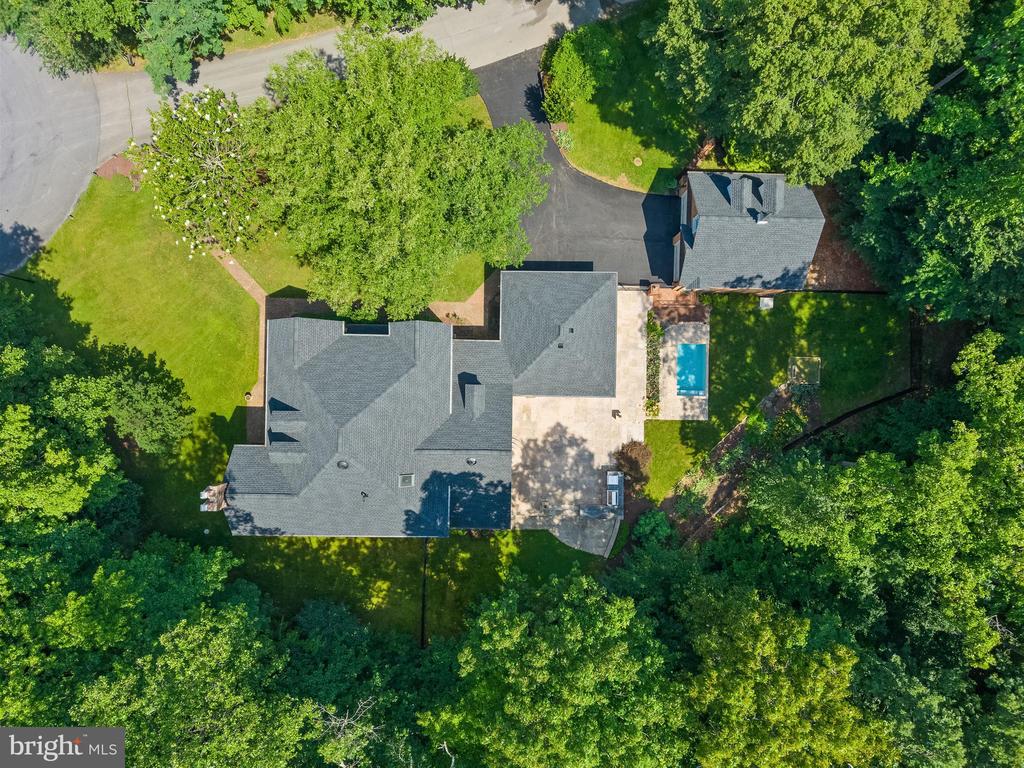CROWNSVILLE LUXURY | 1603 UPTON SCOTT WAY 