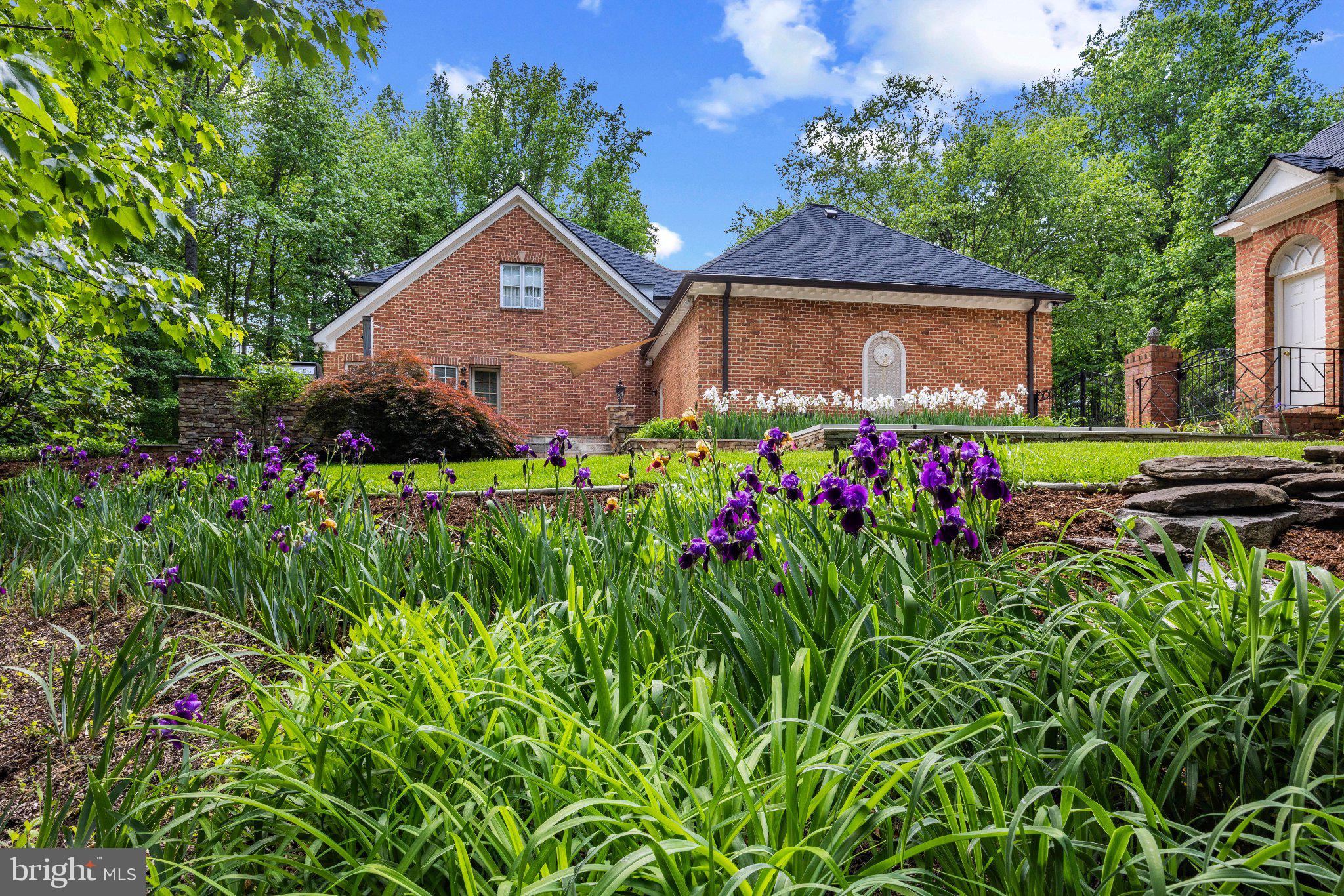 CROWNSVILLE LUXURY | 1603 UPTON SCOTT WAY 