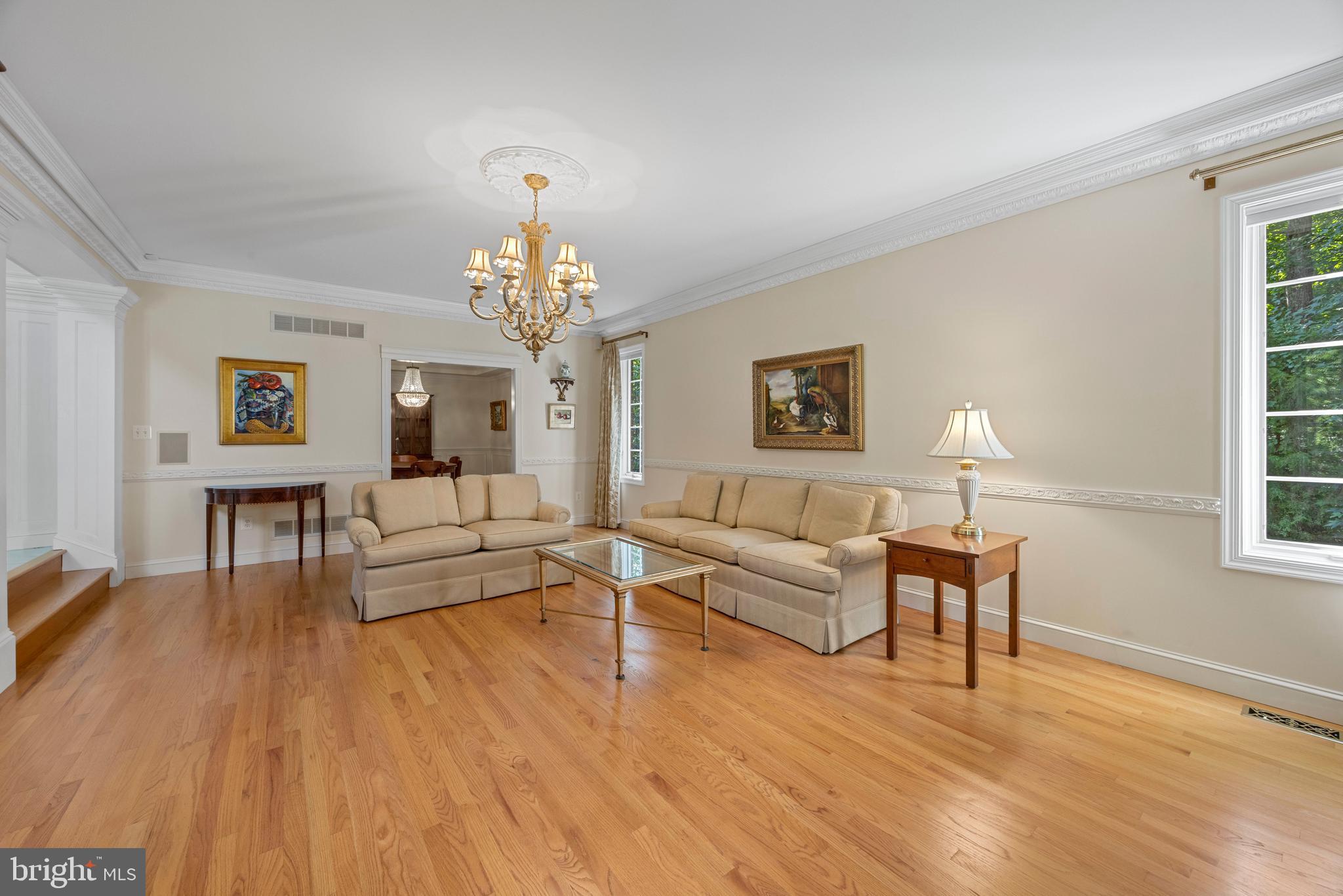 CROWNSVILLE LUXURY | 1603 UPTON SCOTT WAY 