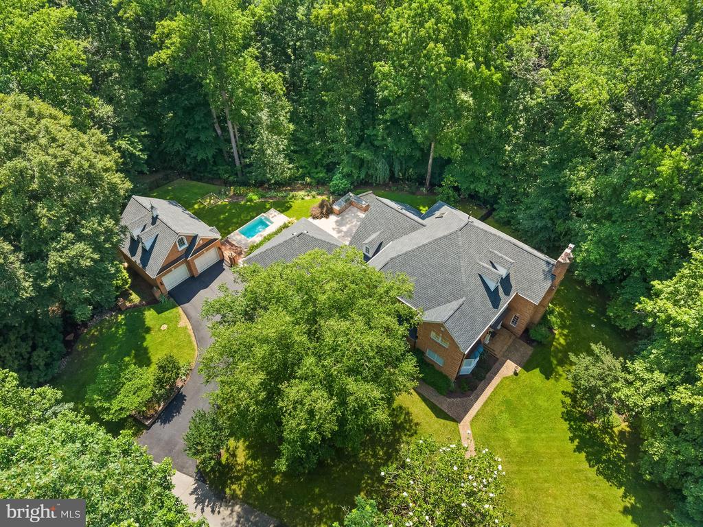 CROWNSVILLE LUXURY | 1603 UPTON SCOTT WAY 