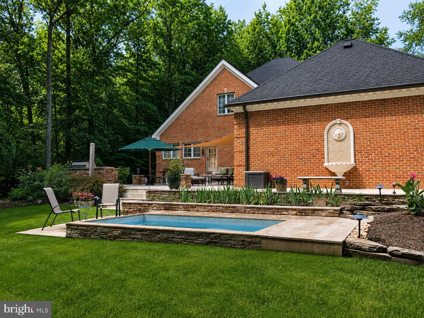 CROWNSVILLE LUXURY | 1603 UPTON SCOTT WAY 