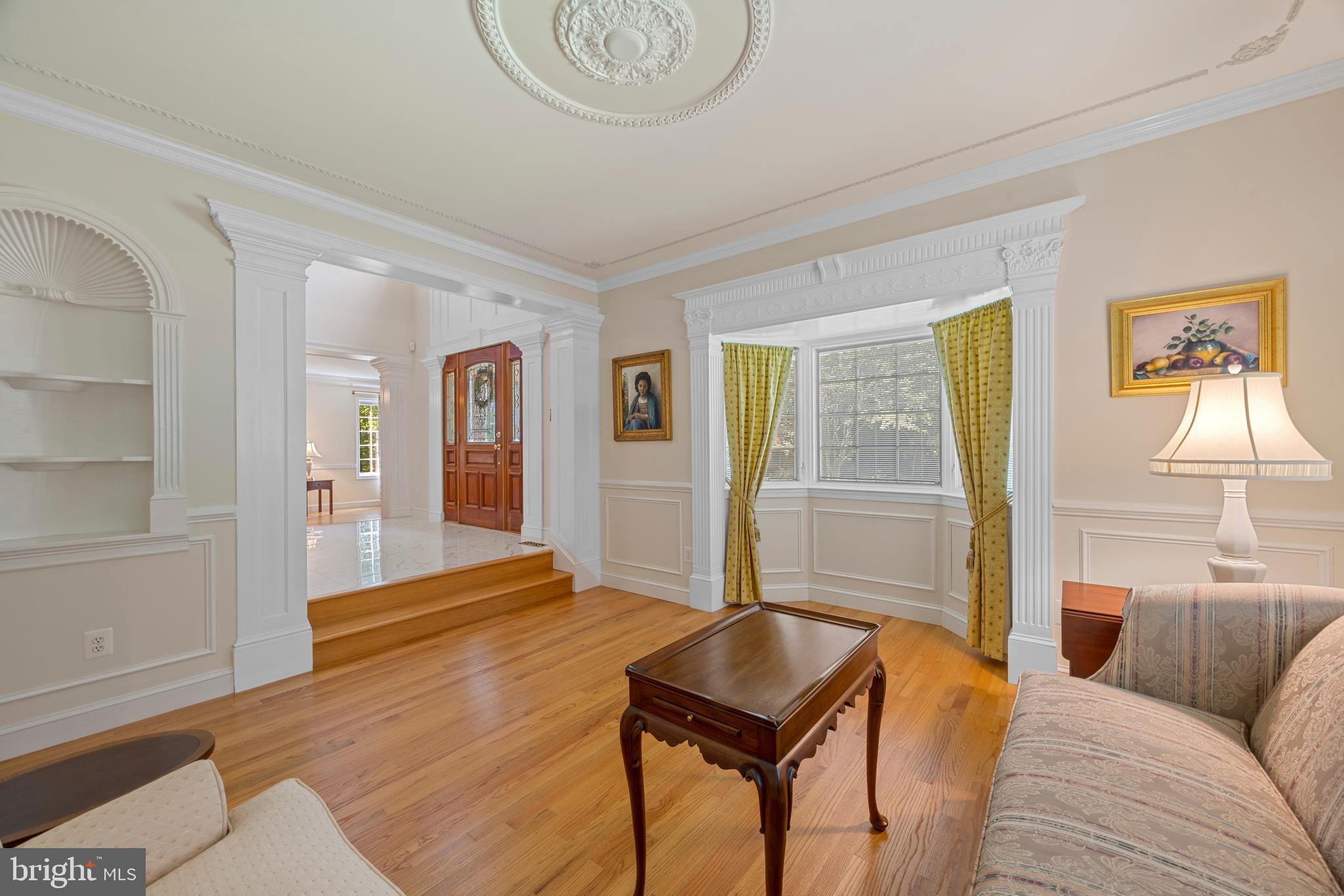 CROWNSVILLE LUXURY | 1603 UPTON SCOTT WAY 