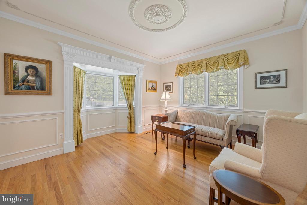 CROWNSVILLE LUXURY | 1603 UPTON SCOTT WAY 