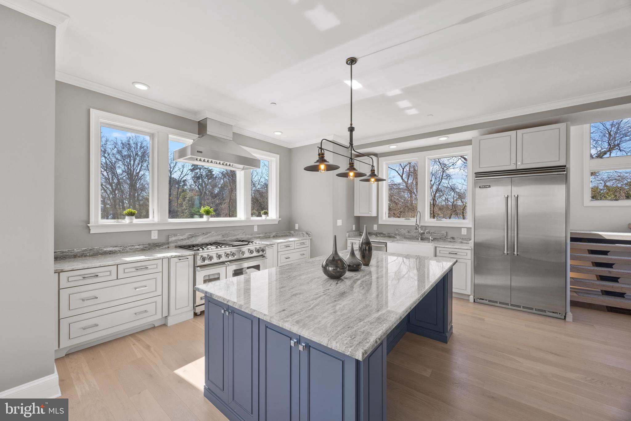 DOBBINS ISLAND | 509 EDGEWATER ROAD A