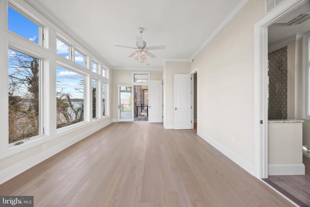 DOBBINS ISLAND | 509 EDGEWATER ROAD A