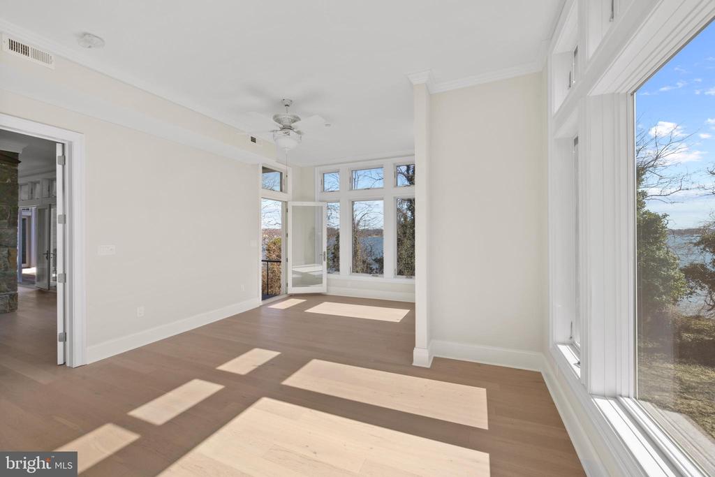 DOBBINS ISLAND | 509 EDGEWATER ROAD A
