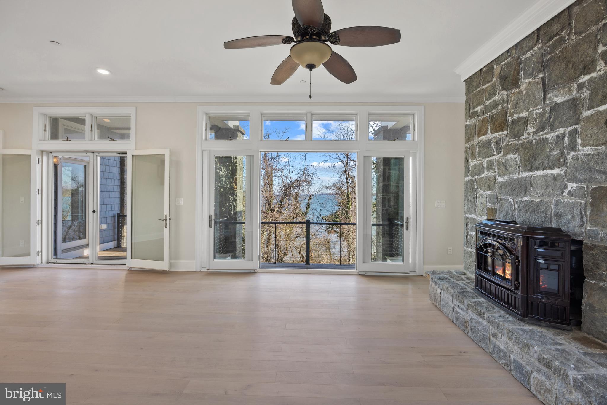 DOBBINS ISLAND | 509 EDGEWATER ROAD A