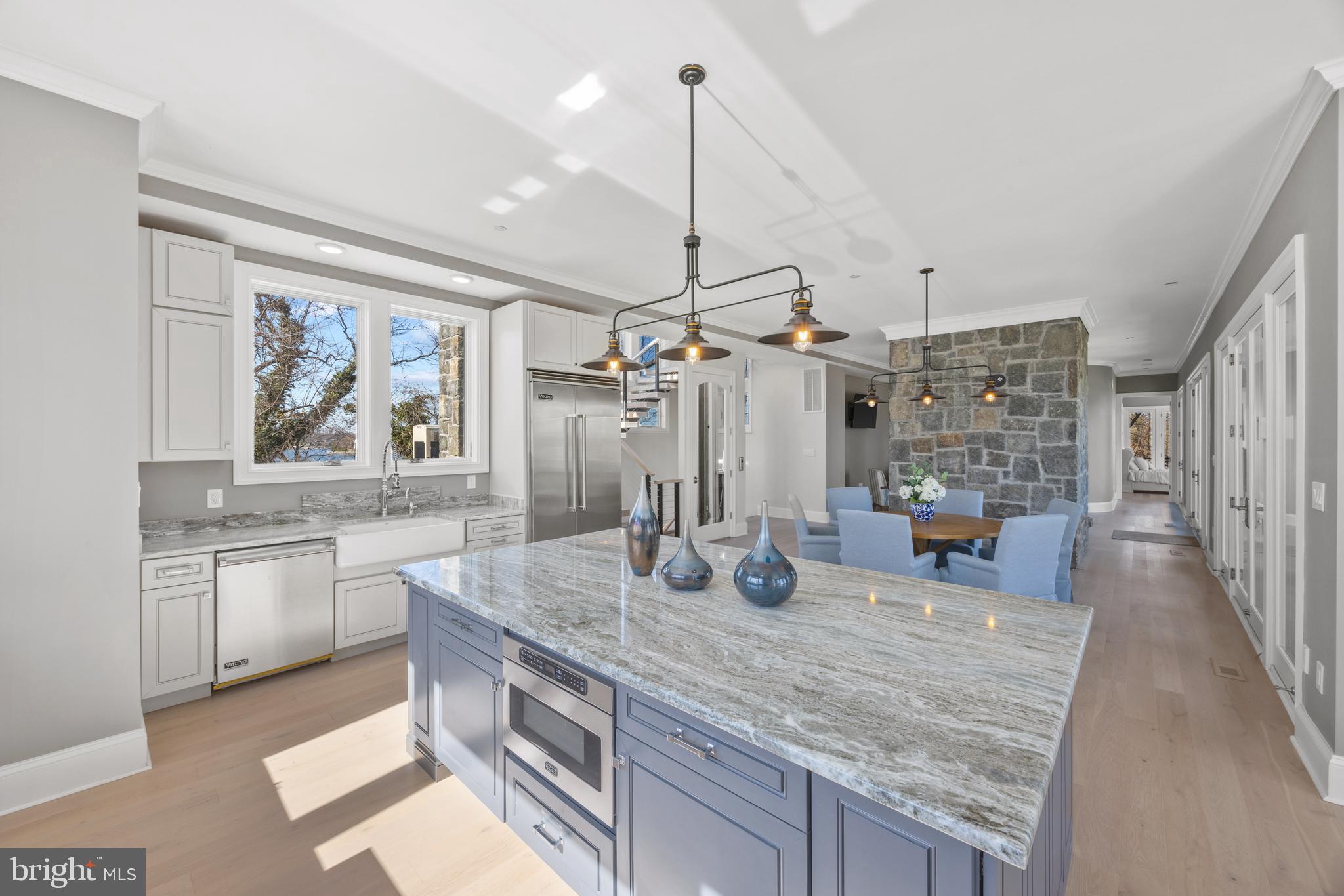 DOBBINS ISLAND | 509 EDGEWATER ROAD A