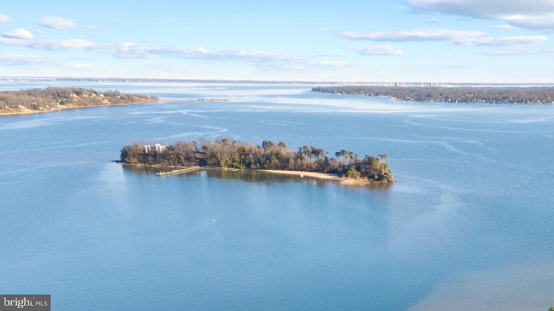 DOBBINS ISLAND | 509 EDGEWATER ROAD A