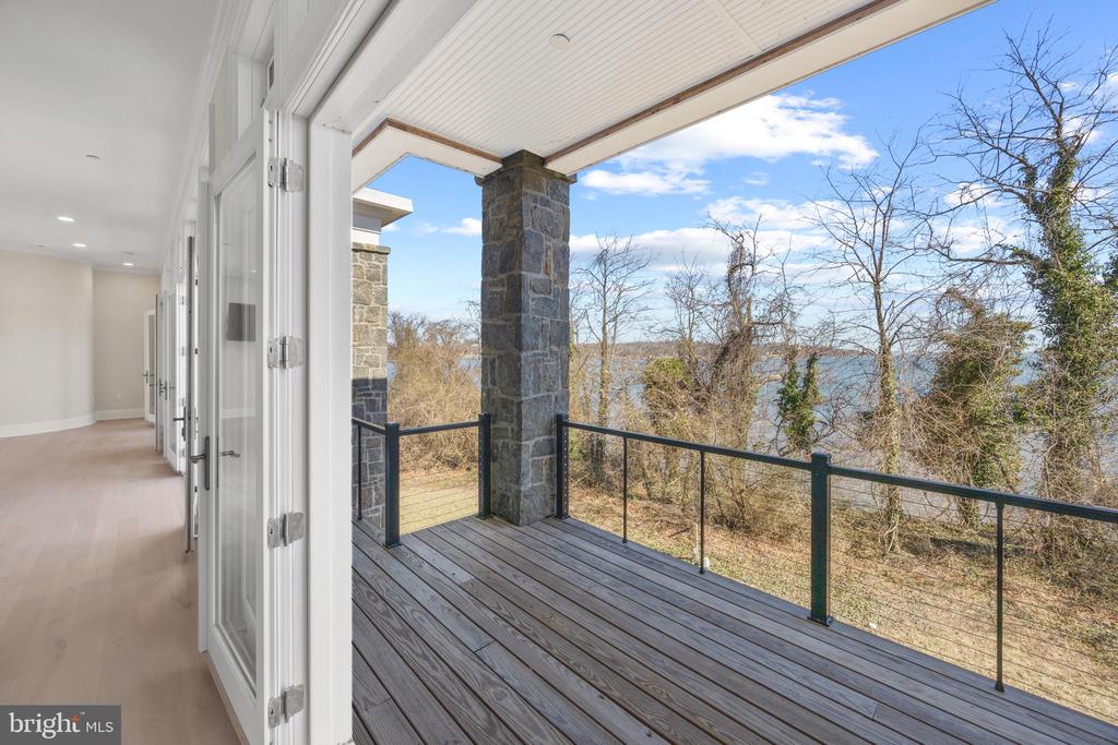 DOBBINS ISLAND | 509 EDGEWATER ROAD A